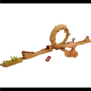 Disney Pixar Cars 3 - Willy's Butte Transforming Track Playset - EUC